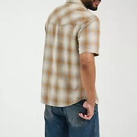 Wrangler Mens Regular Fit Short Sleeve Plaid Button-Down Shirt