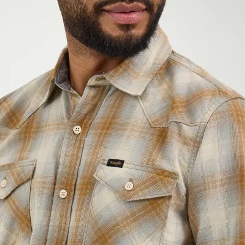 Wrangler Mens Regular Fit Short Sleeve Plaid Button-Down Shirt