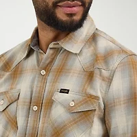Wrangler Mens Regular Fit Short Sleeve Plaid Button-Down Shirt