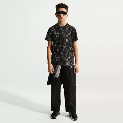 Nike Club Unisex Crew Neck Short Sleeve Regular Fit Graphic T-Shirt