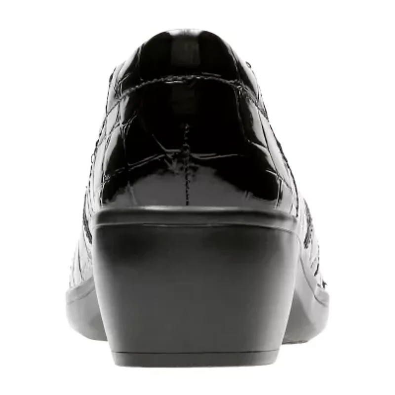 Clarks May Marigold Womens Cap Closed Toe Slip-On Shoe