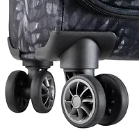 Skyway Everett 20 Inch Softside Lightweight Carry-On Spinner Luggage