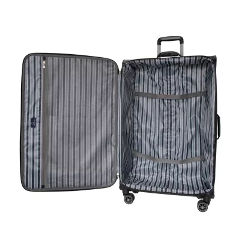 Skyway Everett 28 Inch Softside Lightweight Checked Spinner Luggage