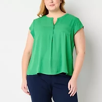 Liz Claiborne Womens Plus Split Crew Neck Cap Short Sleeve Regular Fit Button-Down Shirt