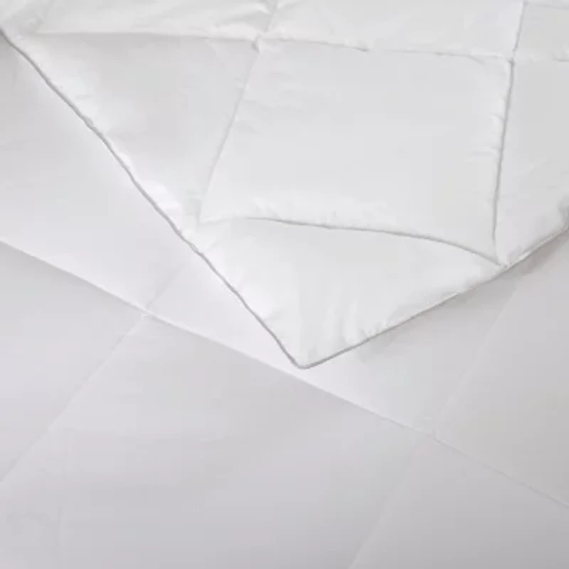 Madison Park Signature 1000tc Cotton Blend Midweight Down Alternative Comforter