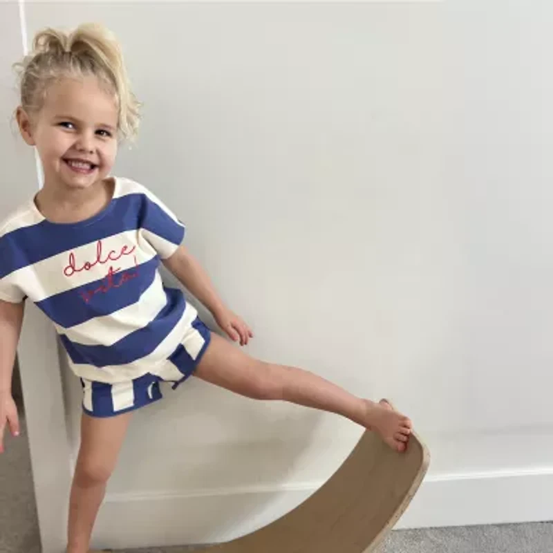 Grayson Little Toddler Girls Crew Neck Short Sleeve Relaxed Fit Graphic T-Shirt