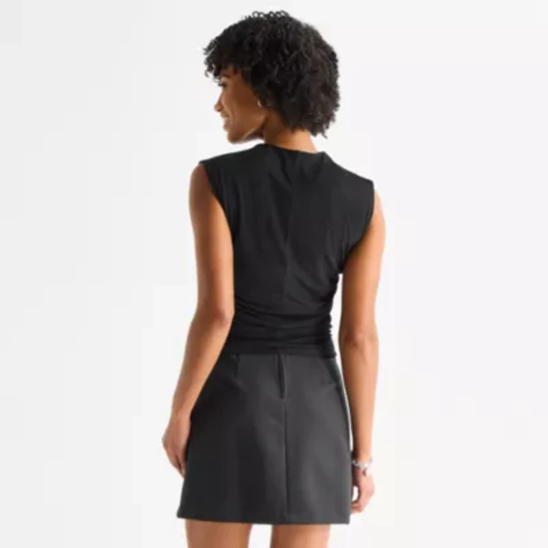 by&by Juniors Womens Sleeveless Pullover Sweater