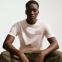Nike Mens Crew Neck Short Sleeve Classic Fit Graphic T-Shirt