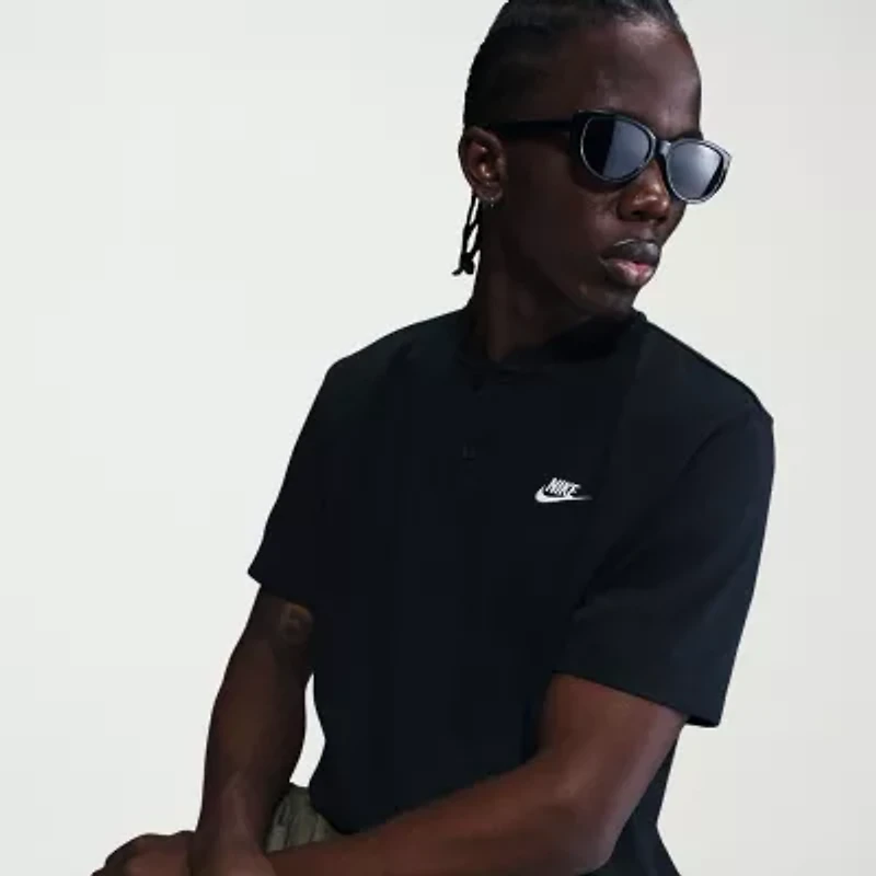 Nike Mens Crew Neck Short Sleeve Classic Fit Graphic T-Shirt