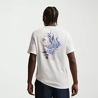 Nike Mens Crew Neck Short Sleeve Classic Fit Graphic T-Shirt