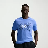 Nike Mens Crew Neck Short Sleeve Classic Fit Graphic T-Shirt