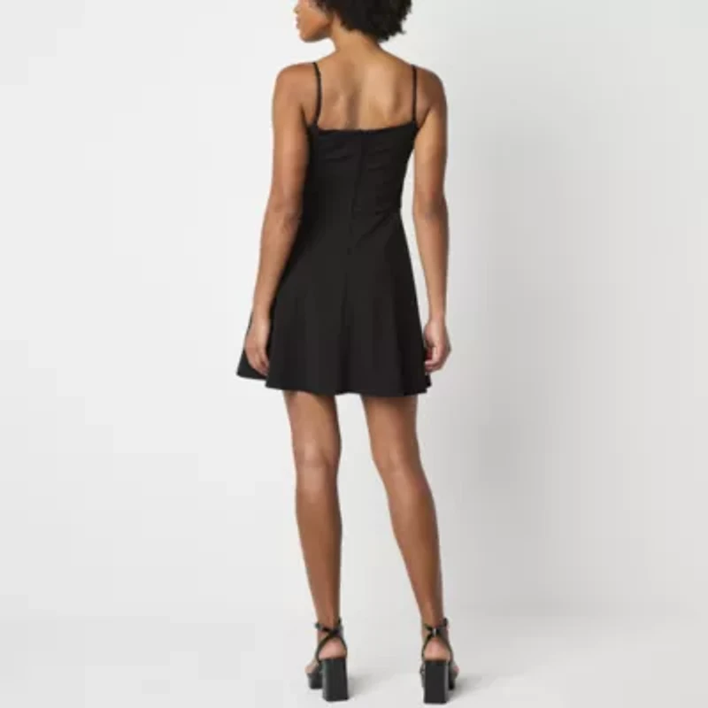 Emerald Sundae Womens Juniors Sleeveless Fit + Flare Dress