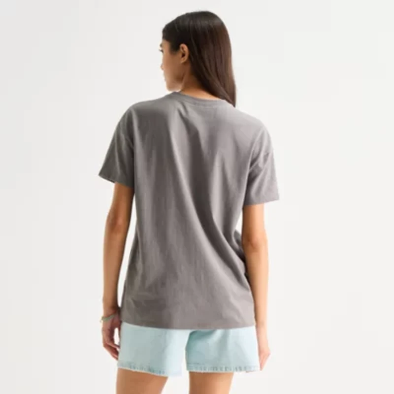 Gudetama Boyfriend Tee Womens Juniors Crew Neck Short Sleeve Regular Fit Graphic T-Shirt