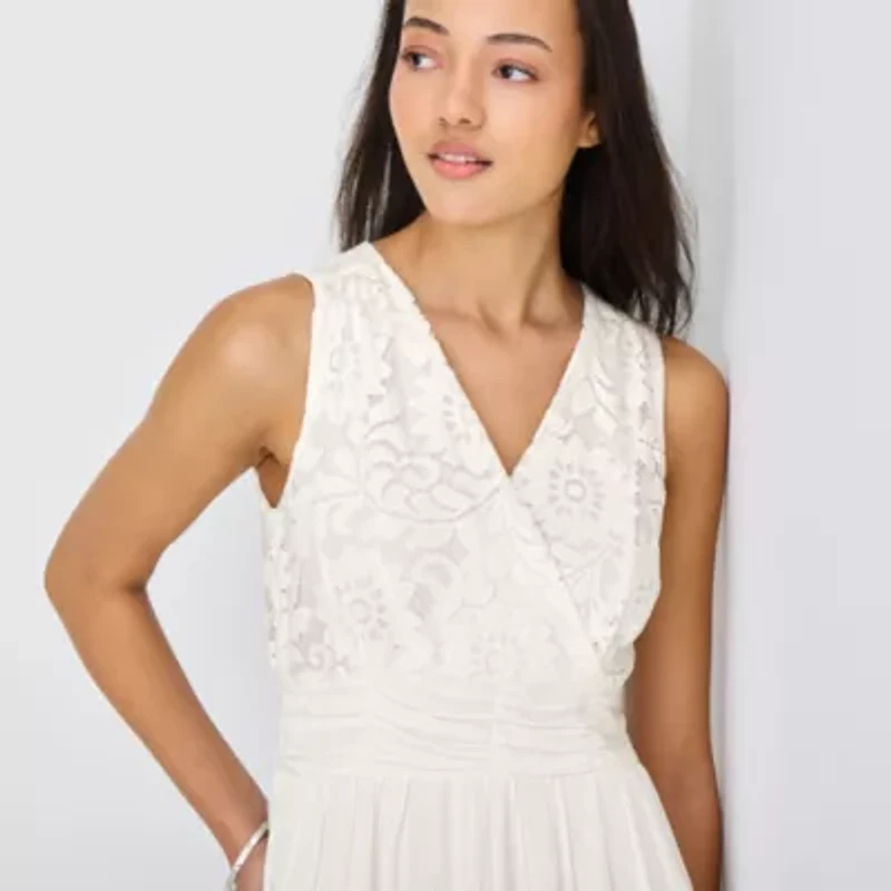 Isabel & Nina Womens Sleeveless Fit + Flare Dress