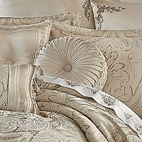 Queen Street Taylor Tufted Round Decorative Throw Pillow Round Throw Pillow