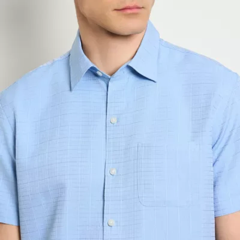 Van Heusen Weekend Mens Short Sleeve Moisture Wicking Camp Shirt