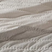 Madison Park Taylor Microfiber 3-pc. Hypoallergenic Quilt Set