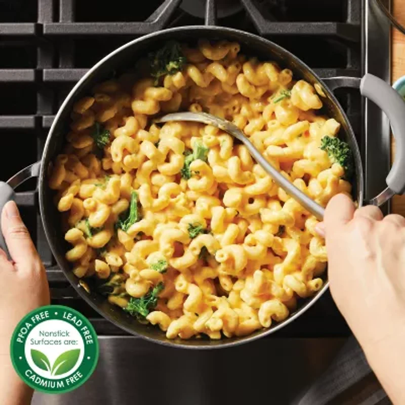 Rachael Ray® Classic Brights 5-Quart Covered Nonstick Casserole Dish