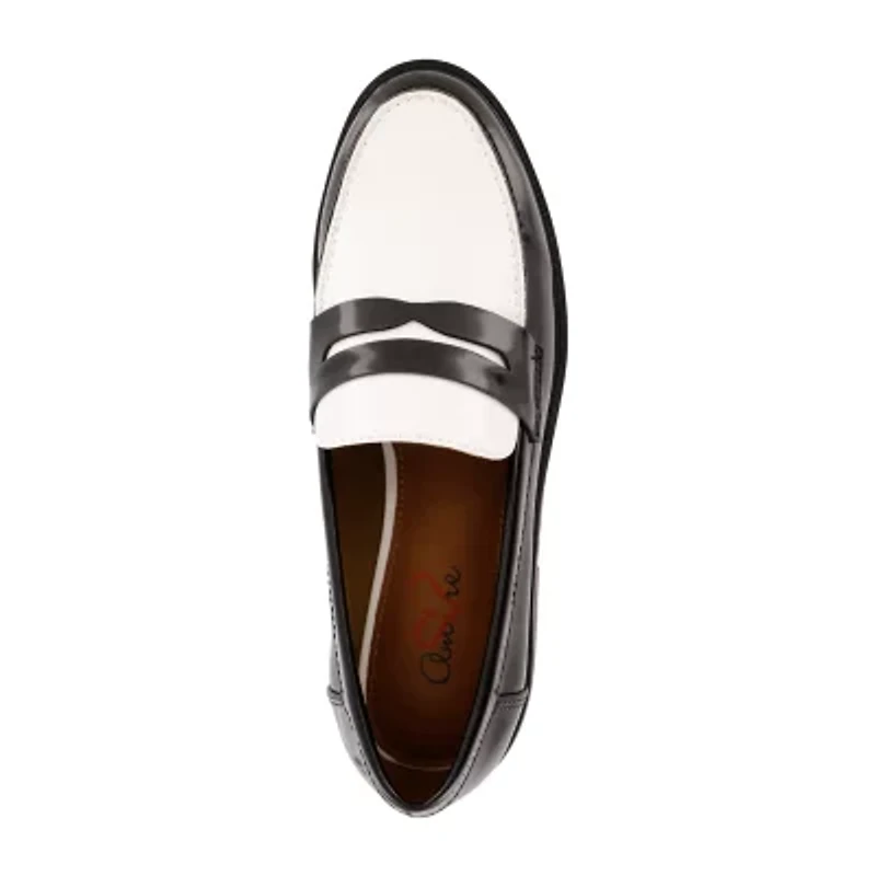 Mia Amore Hali Womens Moc Closed Toe Loafers