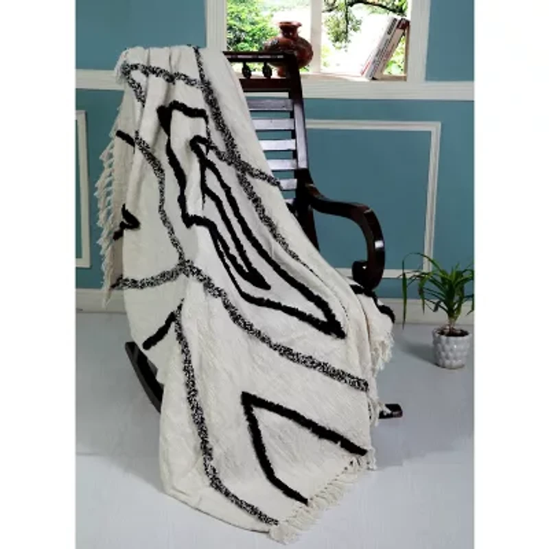 Lr Home Logan Diamond Washable Throw