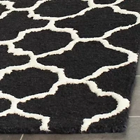 Safavieh Griselda Geometric Hand Tufted Wool Rug