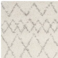 Safavieh Roland Geometric Rug