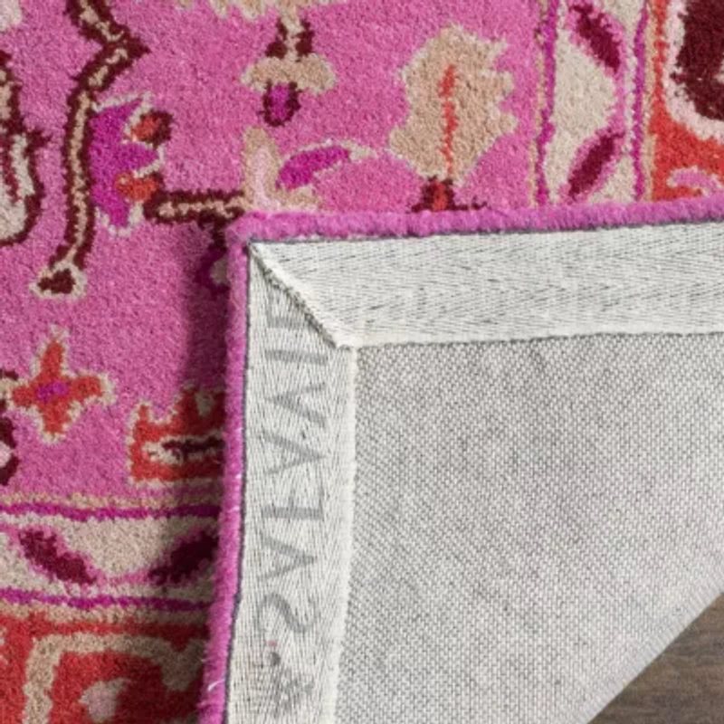 Safavieh Nathaniel Traditional Rug