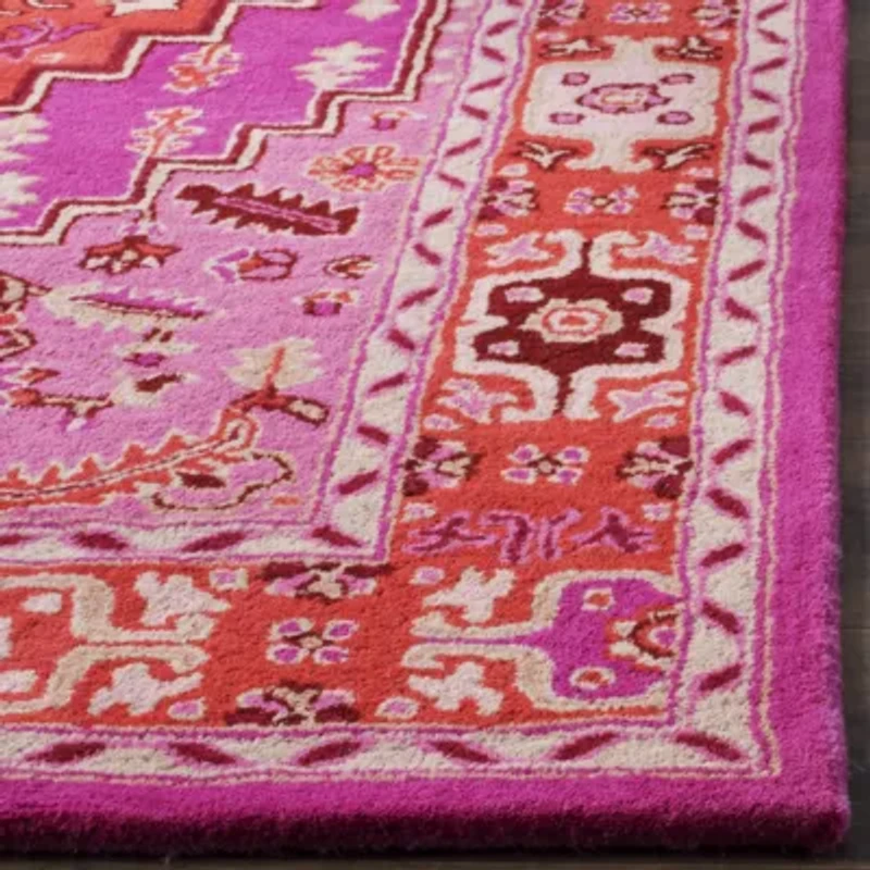 Safavieh Nathaniel Traditional Rug
