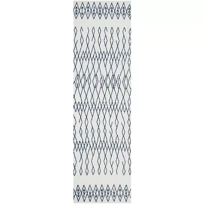 Safavieh Phipp Geometric Rug