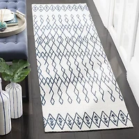 Safavieh Phipp Geometric Rug