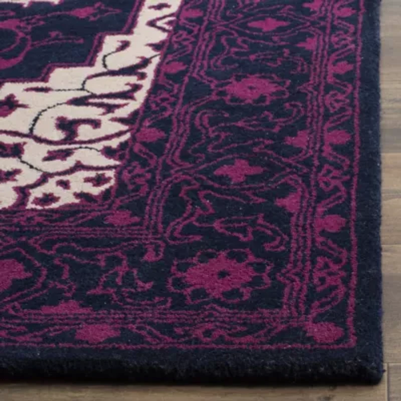 Safavieh Marcas Traditional Rug