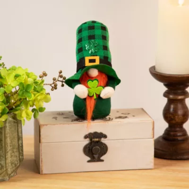Northlight 7ft Plaid Gnome With Shamrocks St. Patricks Day Gnome