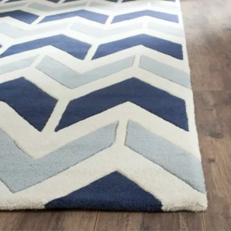 Safavieh Embla Chevron Hand Tufted Wool Rug