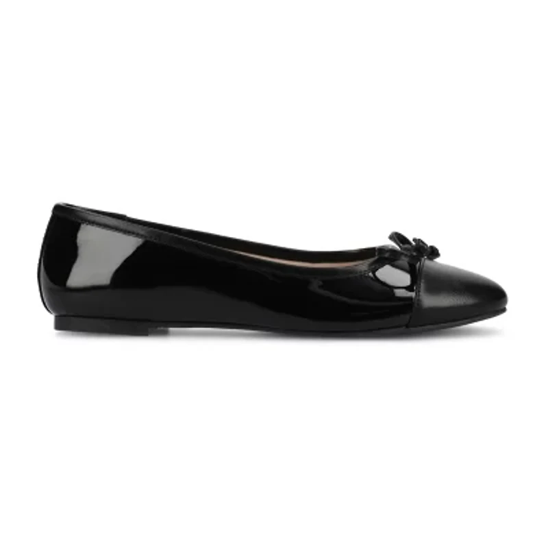 Journee Collection Kaiah Womens Cap Closed Toe Ballet Flats
