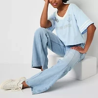 Arizona Womens V Neck Short Sleeve Oversized Juniors Graphic T-Shirt