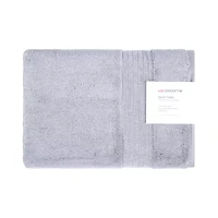 Liz Claiborne Signature Plush Bath Towel