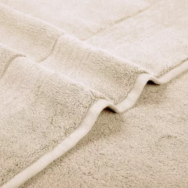 Liz Claiborne Signature Plush Bath Towel