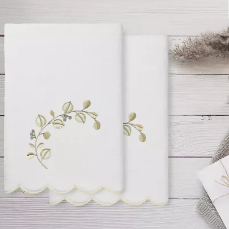 Linum Home Textiles Wild Branch Scallop 2-pc. Quick Dry Bath Towel Set