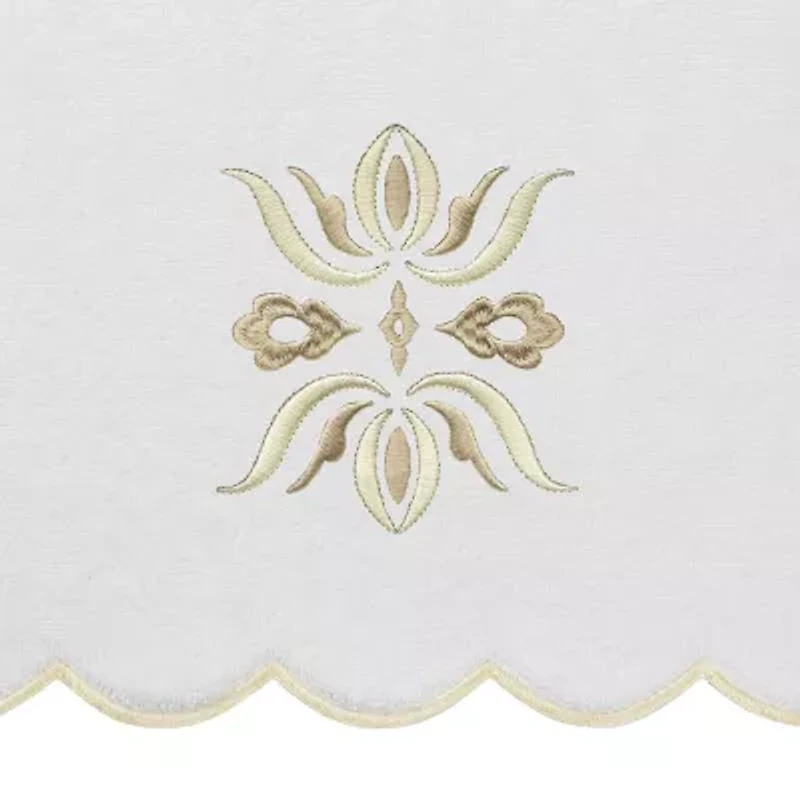Linum Home Textiles Flower Crest Scallop -pc. Quick Dry Bath Towel Set