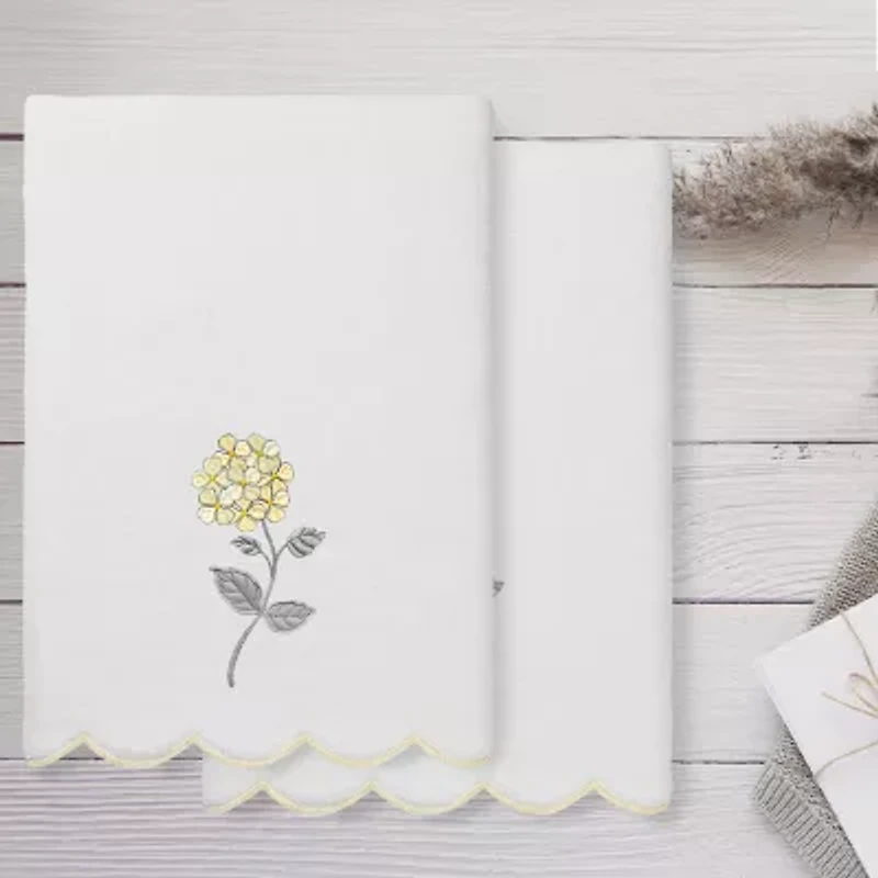 Linum Home Textiles Hydea Scallop 2-pc. Quick Dry Bath Towel Set