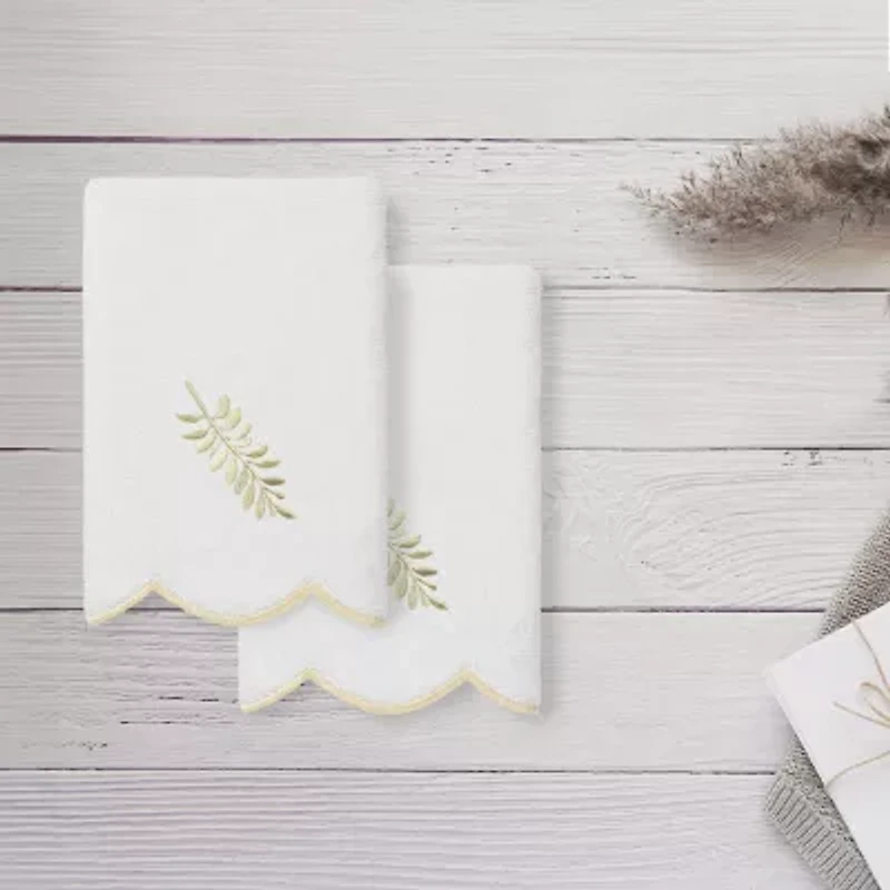 Linum Home Textiles Fern Toss Scallop 2-pc. Embellished Fingertip Towel