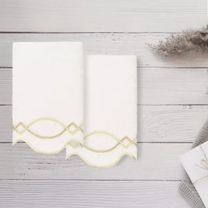 Linum Home Textiles Diamond Chain Scallop 2-pc. Fingertip Towel