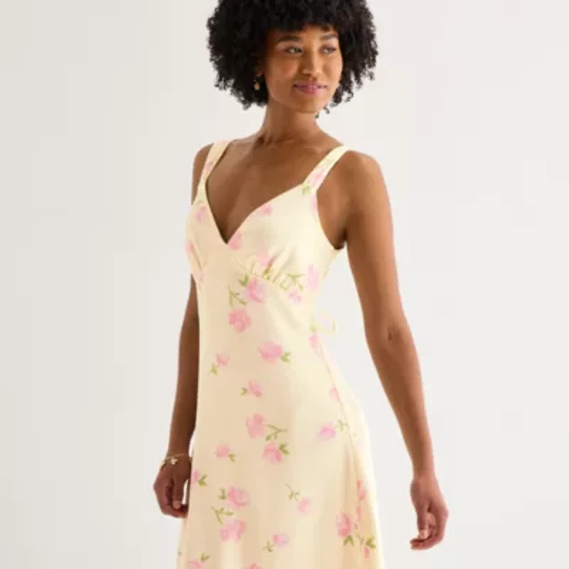 by&by Womens Juniors Sleeveless Floral Midi Slip Dress