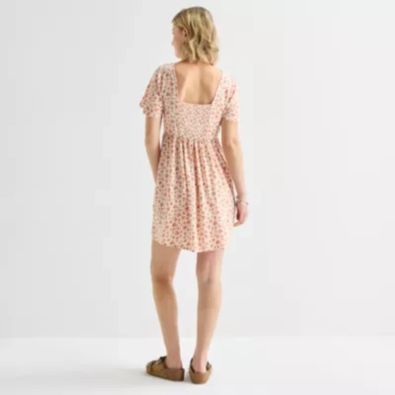 Hurley Womens Juniors Short Sleeve Floral Fit + Flare Dress