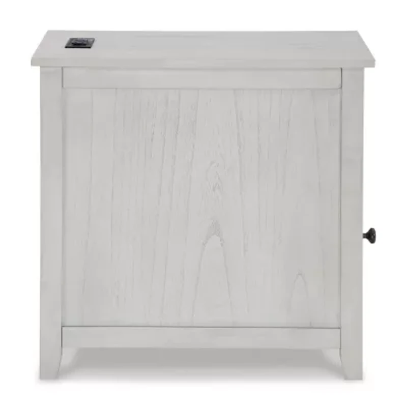 Signature Design By Ashley Treytown Chairside Table