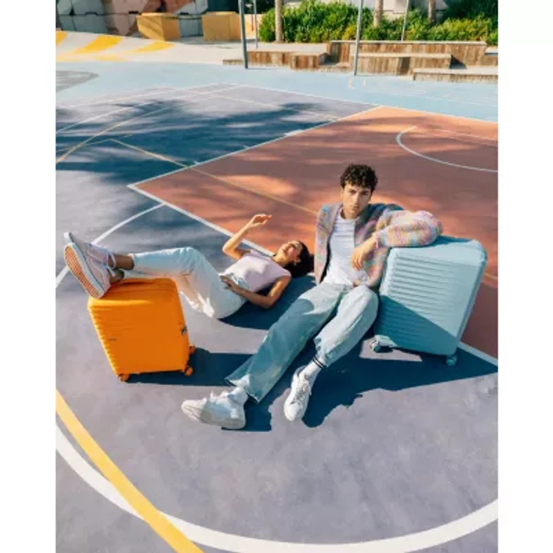 American Tourister Fastforward Expandable Carry-On Spinner 20 Inch Hardside Luggage