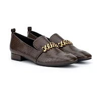 Torgeis Vain Womens Closed Toe Loafers