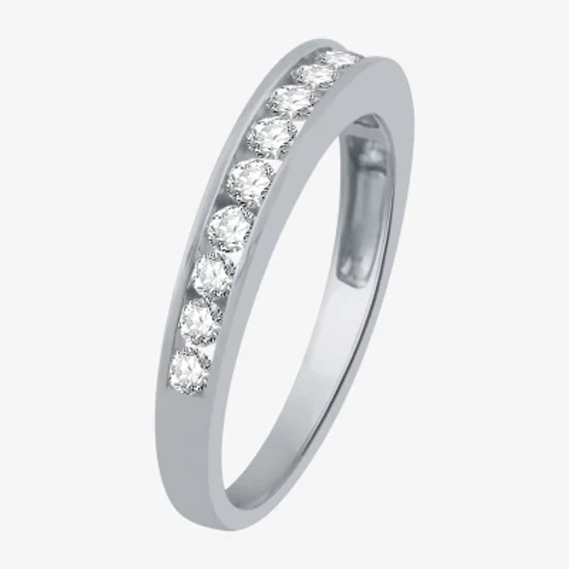 Classic Collection 1/2 CT.T.W. Natural Diamond 10K Gold Wedding Band