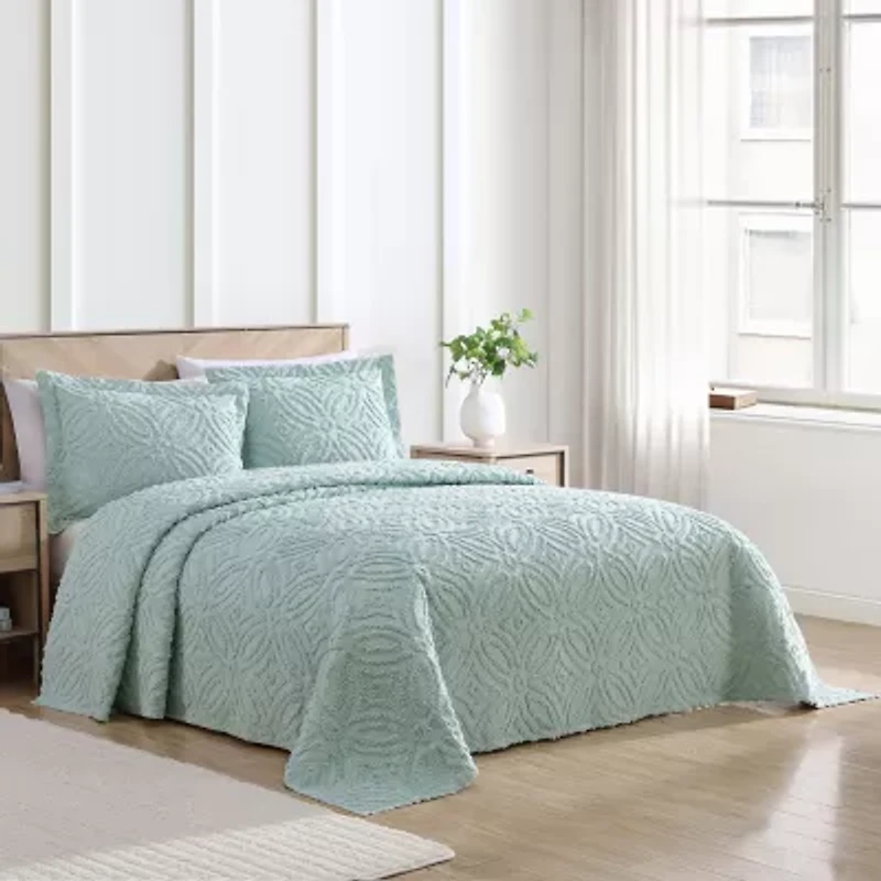 Beatrice Home Fashions Wedding Ring Chenille Bedspread