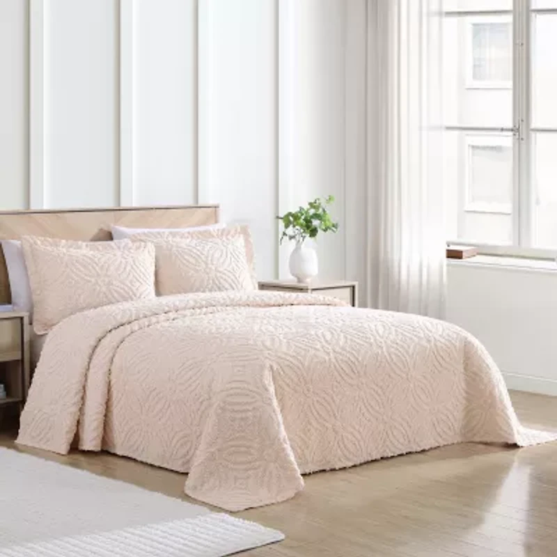 Beatrice Home Fashions Wedding Ring Chenille Bedspread